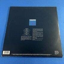 【HOUSE】【TECHNO】Visions - Is This Real? / Flying Records FLY 142 / 2×VINYL 12 / Italy / Juan Atkins_画像2