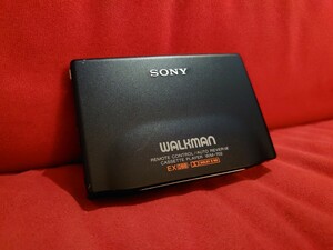 【SONY】WM-702 WALKMAN Vintage PORTABLE CASSETTE PLAYER ソニー　ウォークマン　ポータブル　カセットプレーヤー