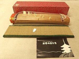 0340184s【日本バイオリン研究所 ミニ お琴】弦楽器/箱入/全長43cm程/中古品