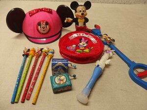 0340311s【Tokyo Disney land 東京ディズニーランド当時物グッズなどまとめ売り】中古品/耳付き帽子