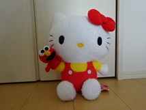 HELLO KITTY キティちゃん サンリオ セサミストリート × ハローキティ お友達と一緒 BIG ぬいぐるみ エルモ Hello ! Elmo 2011年_画像1