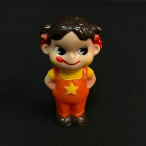 FCc032D06 Peko-chan star Peko-chan retro that time thing Fujiya 8.5cm sofvi doll 