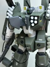 【超時空要塞マクロス完成品】 ハセガワ 超時空要塞マクロス VF-1A アーマード バルキリー ブルズアイ作戦 1/72_画像7