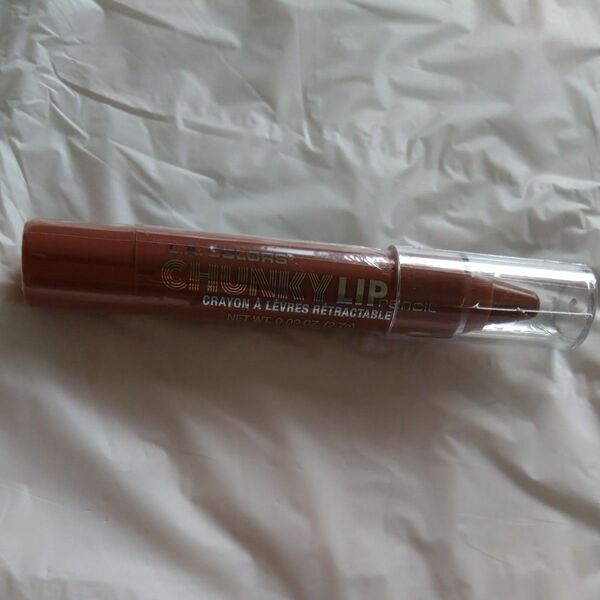 L.A. COLORS チャンキーリップ 592 CHUNKY LIP PENCIL