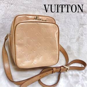 LOUIS VUITTON ルイヴィトン ヴェルニ ウースター ショルダーバッグ