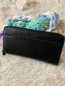 新品未使用　COACH　ぬい目　黒　ブラック　人気　長財布