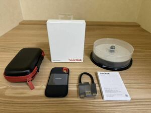 SanDisk エクストリームポータブルSSD 2TB USB3.2 Gen2 読出最大1050MB/秒 SDSSDE61-2T00-GH25 & ケース & BD-R DL 50GB 15枚 セット