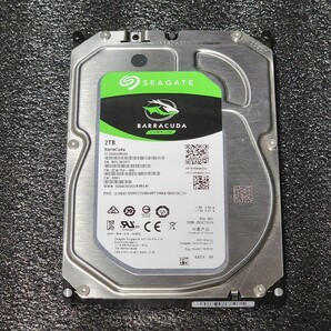 【送料無料】SEAGATE BARRACUDA ST2000DM005-2CW102 2TB 3.5インチ内蔵HDD 2019年製 フォーマット済み 正常品 PCパーツ 動作確認済