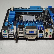 ASUS P8Z77-V PRO IOパネル付属 LGA1155 ATXマザーボード 第2・3世代CPU対応 最新Bios 動作確認済 PCパーツ_画像4