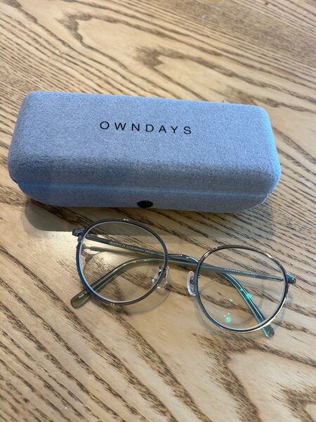 OWNDAYS メガネ　右 -3.25 左　-2.00