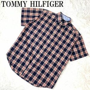 TOMMY HILFIGER チェックシャツ ネイビー系 トミーヒルフィガー ワンポイント刺 レッド 赤 紺色 半袖シャツ コットン100％ M B5582