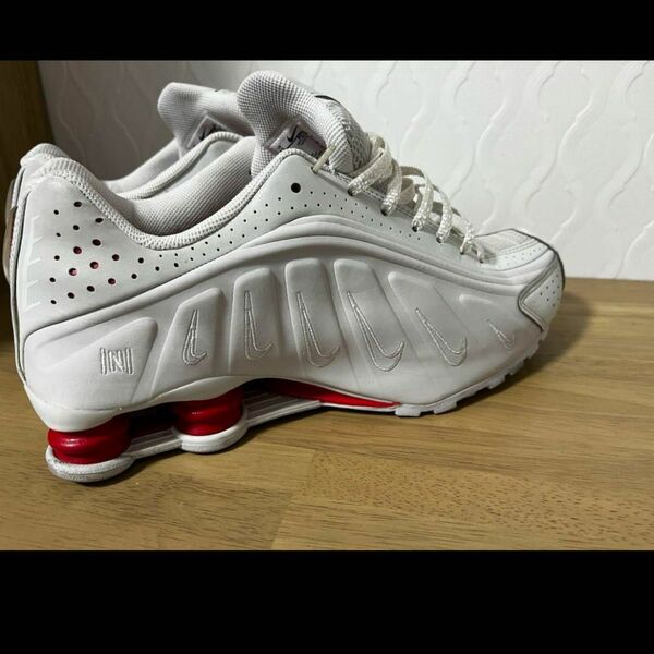 NIKE Shox R4 ネイマール