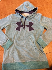 UNDER ARMOUR