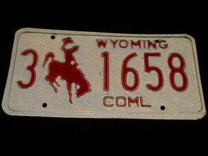 U.S.A. WYOMING 3 1658 COML 　ワイオミング州　ナンバープレート　本物