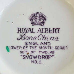 １９６０年代      ロイヤルアルバート 月毎の花シリーズ１月Snowdrop(スノードロップ）パターンカップアンドソーサートリオの画像10