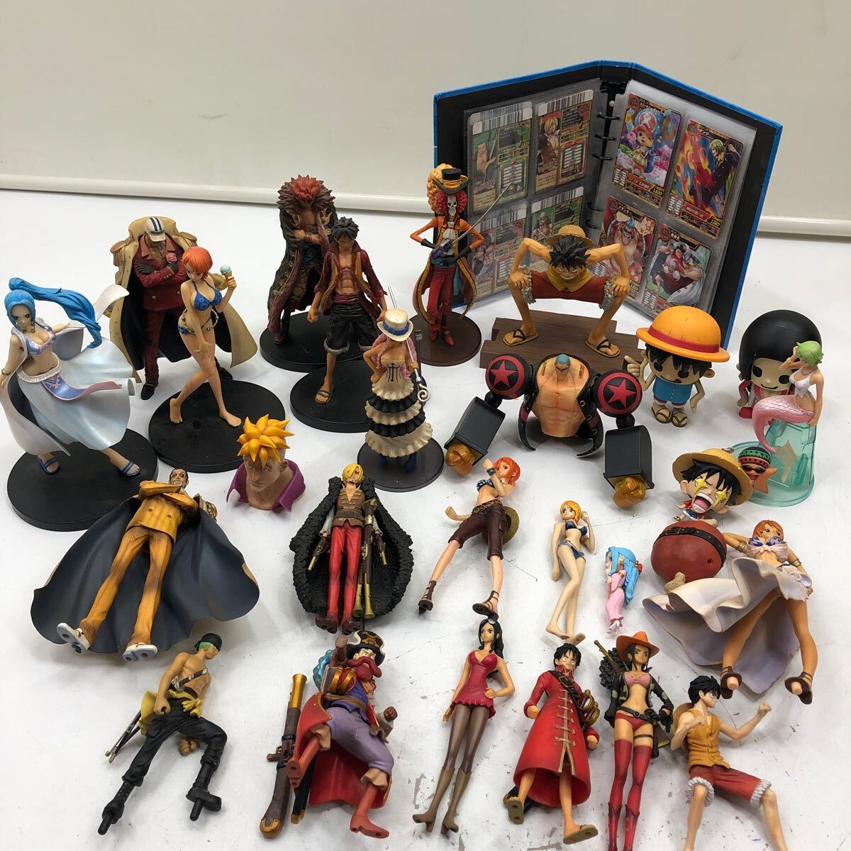 ONE PIECE フィギュア 15種セット まとめ売り 期間限定キャンペーン