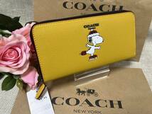 コーチ COACH 長財布 財布 アコーディオン ウォレット スヌーピー モチーフ フラックス マルチ COACH X PEANUTS コラボ ギフト CE715 A090_画像1