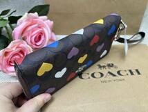 コーチ COACH 長財布 財布 ロング ジップ アラウンド ウォレット シグネチャー キャンバス ハート プリント プレゼント 贈り物 ギフトA341_画像6