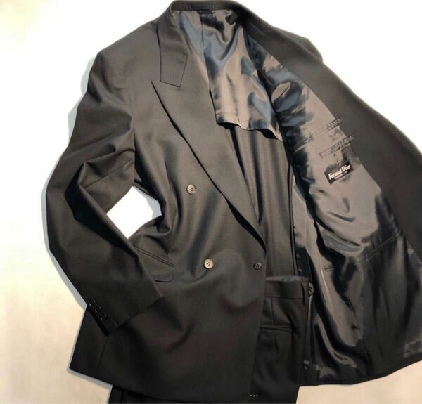 新品 定価3.9万円【サイズAB8 XXL★ダブル礼服】4Bダブルスーツ漆黒フォーマル 背抜き ノーベンツ 2タック アジャスター