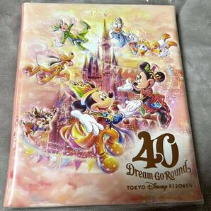 完売！！TDR 40周年 スーベニアメダルブック 新品の画像1