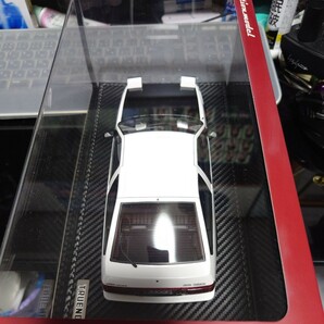 1/18 TOYOTA Sprinter Trueno AE86 3-Door GT Apex White/Black IG0541の画像4