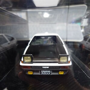 1/18 TOYOTA Sprinter Trueno AE86 3-Door GT Apex White/Black IG0541の画像2