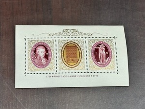 オーストリア切手　モーツァルト没後200年記念切手小型シート　未使用