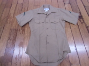 O-41 ミリタリー サバゲー コンバット コスプレ アメカジ 米軍放出品 USMC MARINE 作業服 ドレス Ｙシャツ 制服 カーキ 海兵隊 S 送料198円