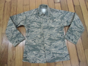 i45 ミリタリー サバゲー 米軍放出品 AIR FORCE 迷彩服 作業服 ジャケット シャツ アメカジ カモフラ コンバット コスプレ 38S Mサイズ