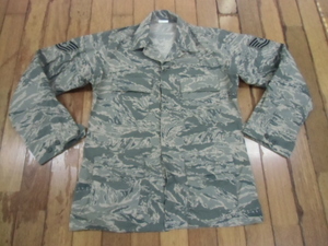 i50 ミリタリー サバゲー 米軍放出品 AIR FORCE 迷彩服 作業服 ジャケット シャツ アメカジ カモフラ コンバット コスプレ 40L Lサイズ