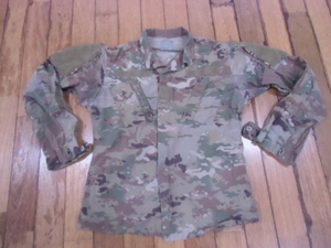 b74 ミリタリー サバゲー タクティカル 米軍放出品 実物 US ARMY マルチカム 迷彩服 作業服 難燃性 防虫 ジャケット シャツ コンバット