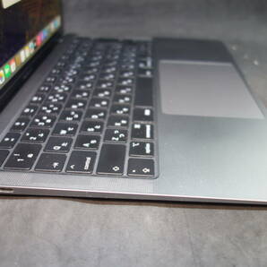 （213）MacBook Air 2020 13インチ SSD 256GB 1.1GHz Intel Core i3  スペースグレイの画像2