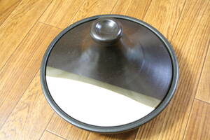 長期保存品　ガスコンロ対応　タジン鍋　直径23㎝　ひびクラック有り使用はOK　使用感有り