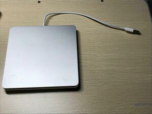 Apple Super Drive ポータブルDVD A1379 外付けDVDドライブ