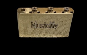 Musiclily ブラストレモロブロック 42mm (10.5mm弦ピッチ) 
