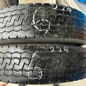 ブリヂストン M８１２　195/85R16 114/112N LT 残溝６ミリ　２０２２年　中古タイヤ　２本