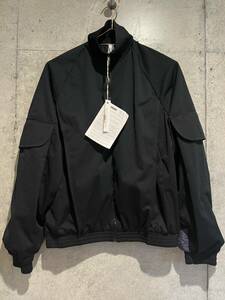 新品☆イタリア製cottweiler TECHブラック ショートナイロンブルゾン