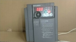 三菱 インバーター FR-E720-2.2kw 【中古】