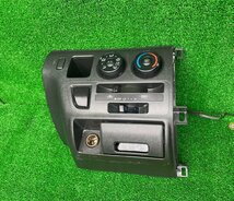 H21年 200系ハイエース DX エアコンスイッチパネル 中古品 即決 0108249 240329 TK 車内在庫_画像1