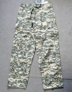米軍ACUカモフラパンツ★カーゴパンツ★デジタル迷彩★XTONZ社製★高品質なレプリカです。