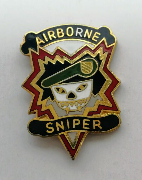 米軍　Army Airborne Special Forces Sniper Green Beret Lapel ピンバッジ 