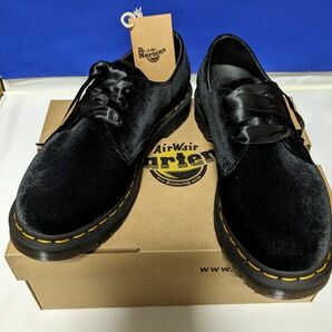 ドクターマーチン　 Dr. Martens 1461 VELVET 3ホール ブラック　24cm（UK5）未使用