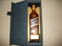 未開栓　JOHNNIE WALKER（ジョニーウォーカー）ブルーラベル 箱付き　750ml 40%_画像2