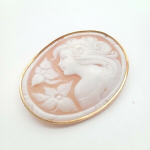 .. part 3 month No43 accessory brooch cameo pendant top GOLD K18 18 gold gross weight approximately 8.9g lady's 