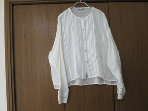 ザラ　ZARA　リネン麻100%梯子レースブラウス