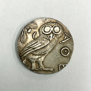 レプリカ 梟 フクロウ アテナ神 古代ギリシャ 銀貨 硬貨 コイン アンティーク キーホルダーペンダントお守り G04