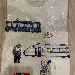 ファミリア　Tシャツ