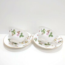 未使用 英国製 Wedgwood ウェッジウッド ワイルドストロベリー 2客 ペア ティーカップ＆ソーサー ピオニー 食器 インテリア 新品 箱付き_画像6