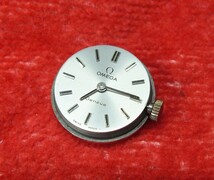 〇100円～OMEGA オメガ　Geneve/手巻き　シルバー文字盤 キャリパートップのみ 腕時計　ジャンク品 _画像6