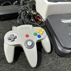 186●〇 任天堂 ニンテンドー Nintendo64 本体 電源アダプター等まとめて 〇●の画像3